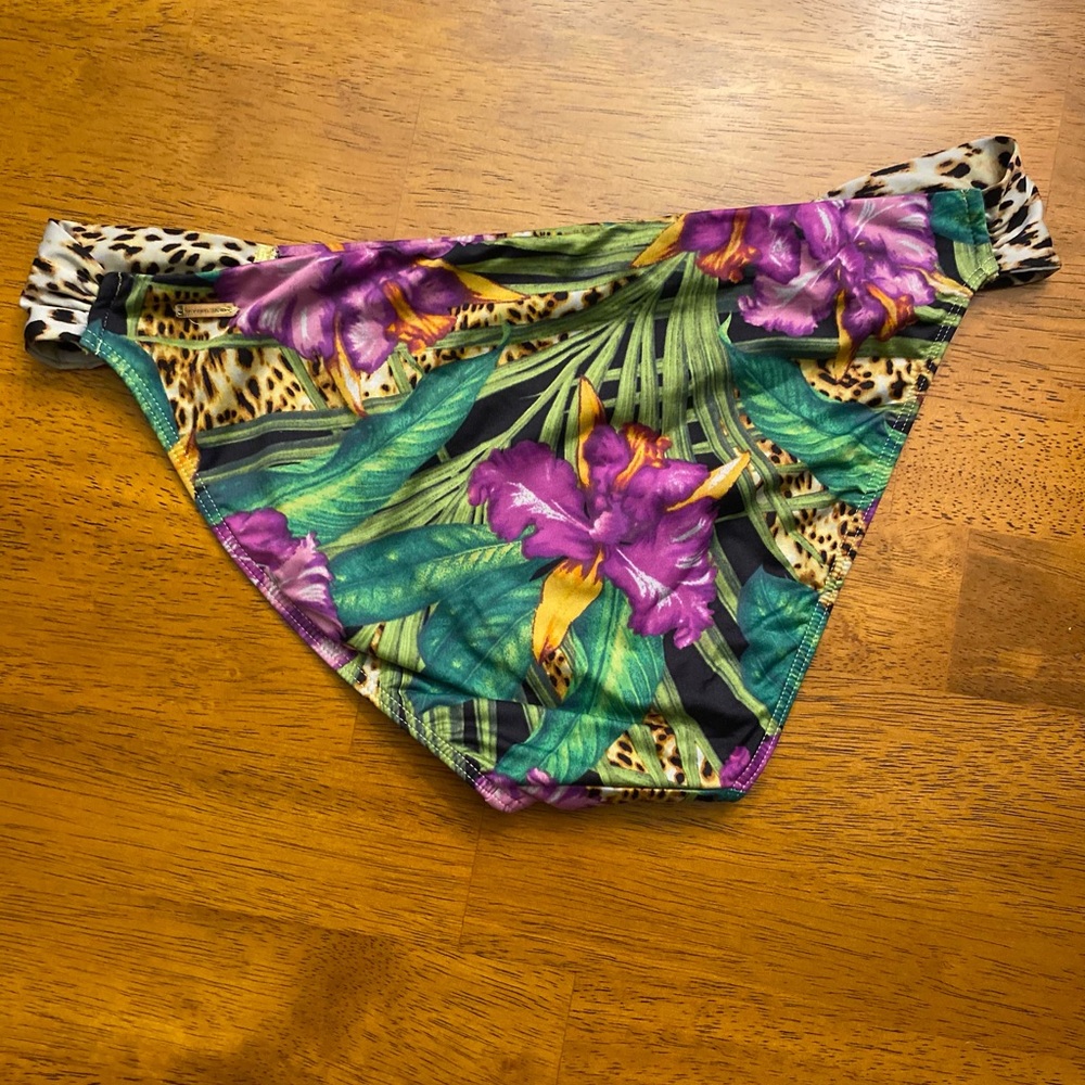 VS Bathing Suit - Picture 5 of 5